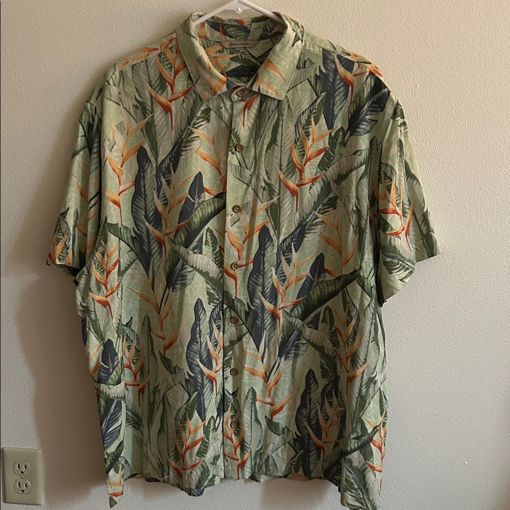 Paradise Collection Men XXL Silk Hawaiian Tropical Leaf Print Button-Down Shirt